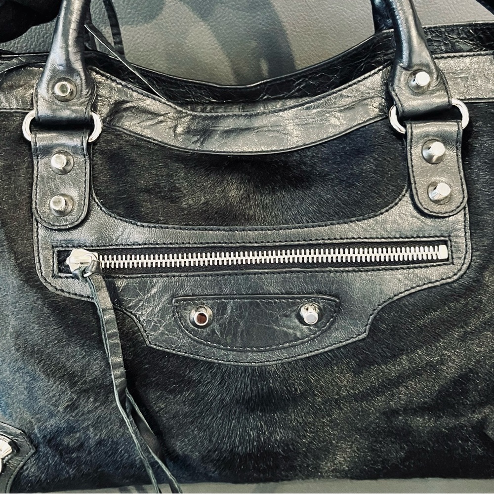 Like New! BALENCIAGA Ultra Rare City Bag Black Pony Hair Silver Classic Hardware - Picture 4 of 14